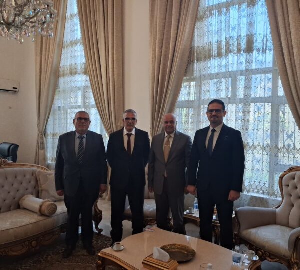 صوره مع السفير